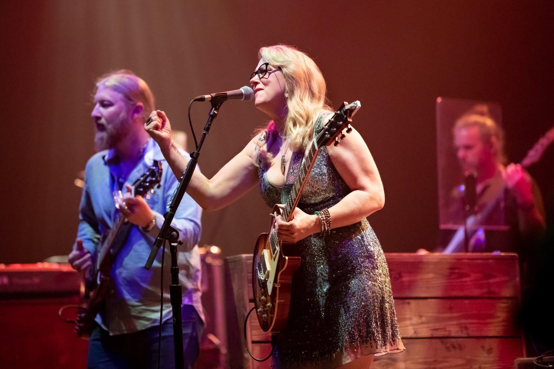 Tedeschi Trucks Band Tour Moves To 2022 But St Louis Show Isnt Listed The Blender 