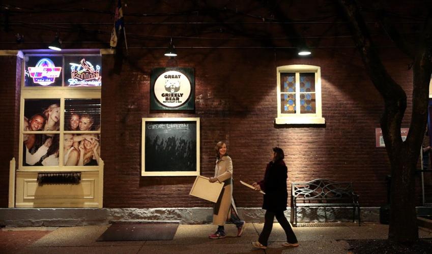 Anyone can be an artist at popular 'paint and sip' parties