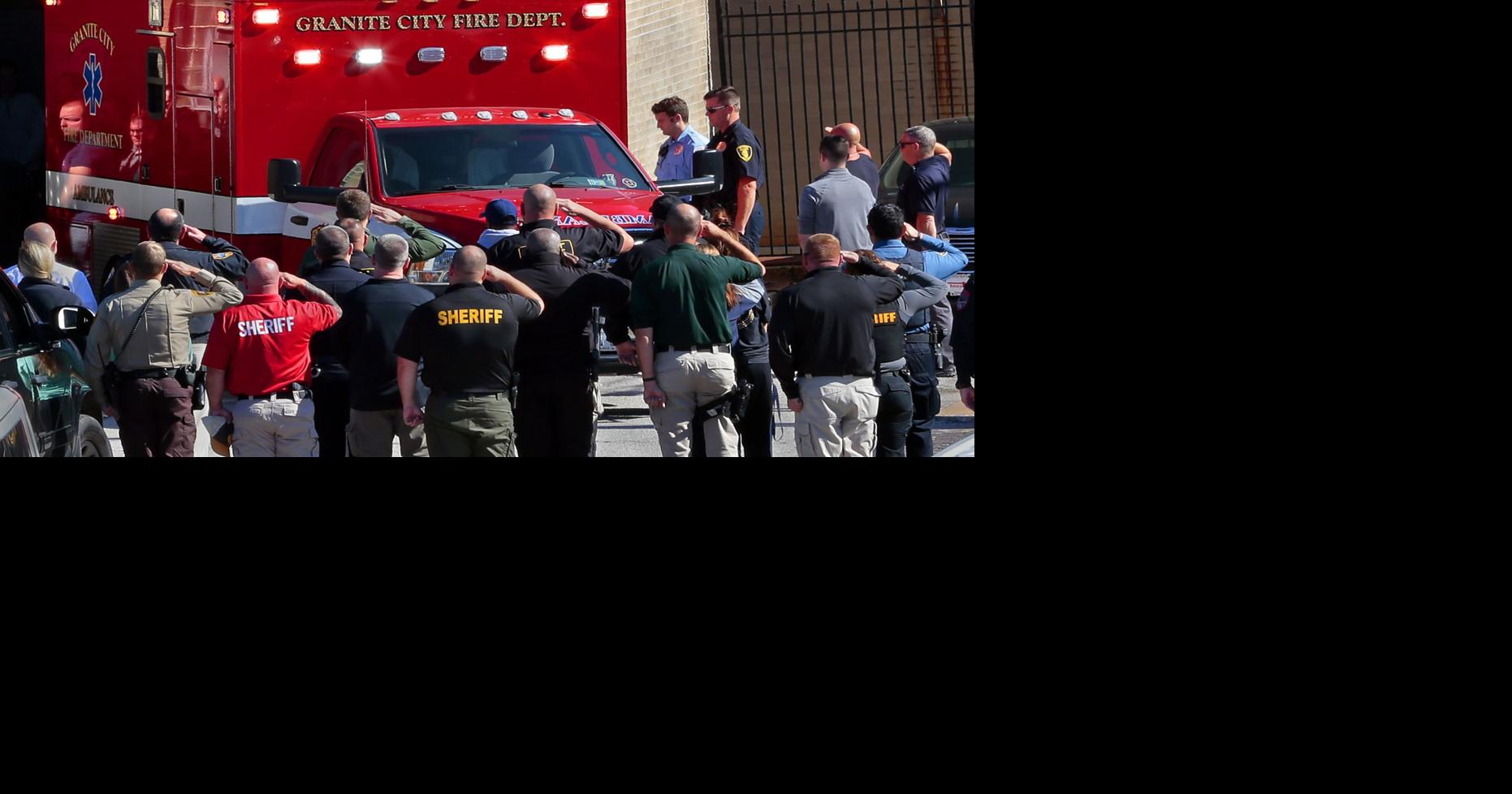 Pontoon Beach police officer dies after being shot at gas station