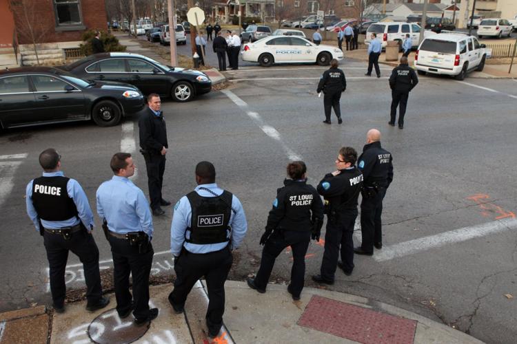 Police shoot man in Dutchtown