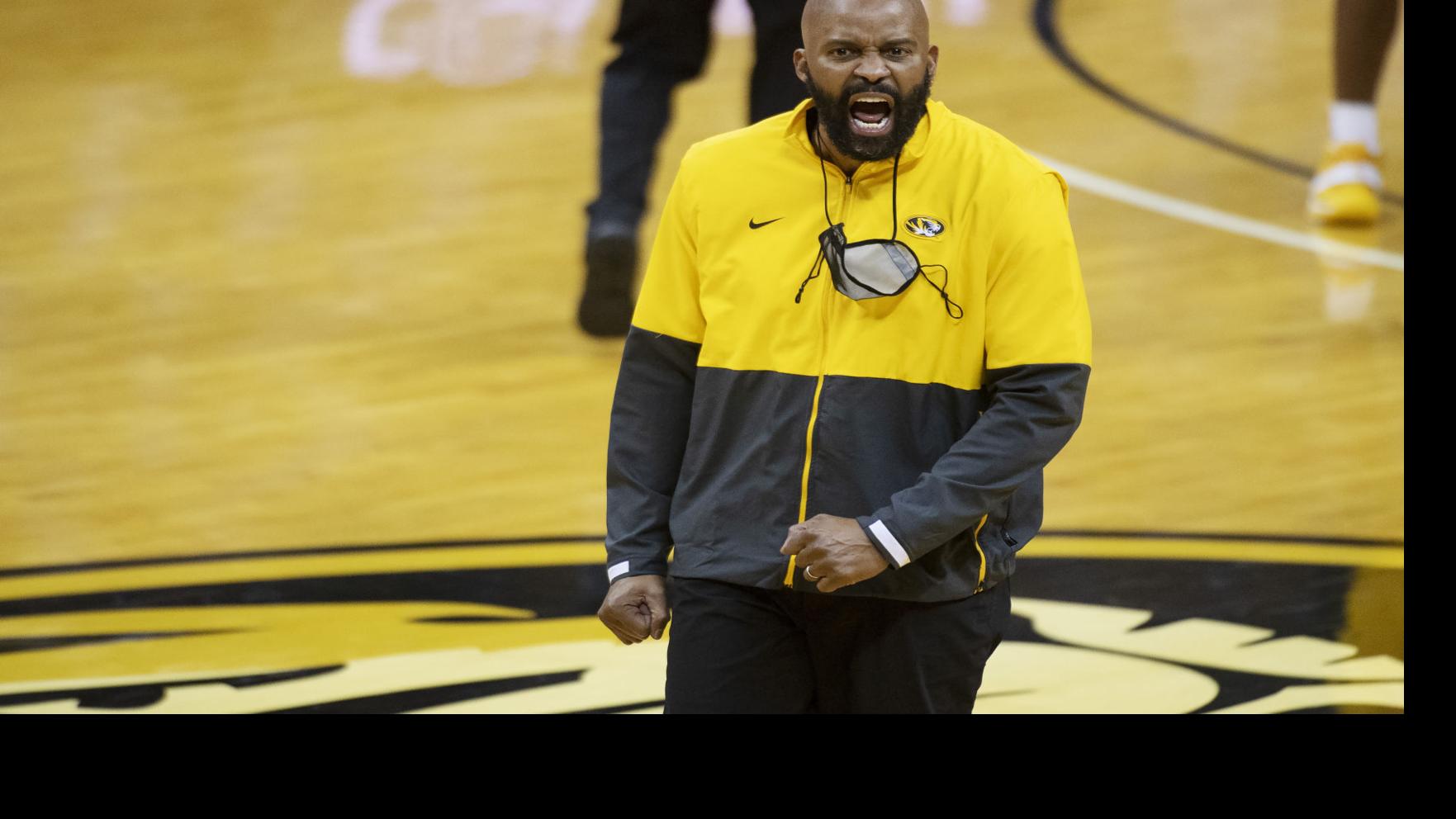 Mizzou basketball climbs to No. 12 in AP poll