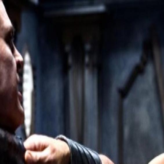 Review Riddick Serves Up Sci Fi Thrills Ridiculous Fun Mat Dekinder Stltoday Com