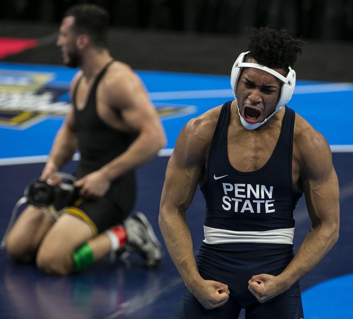 Iowa State's David Carr will wrestle for an NCAA title at 165lbs