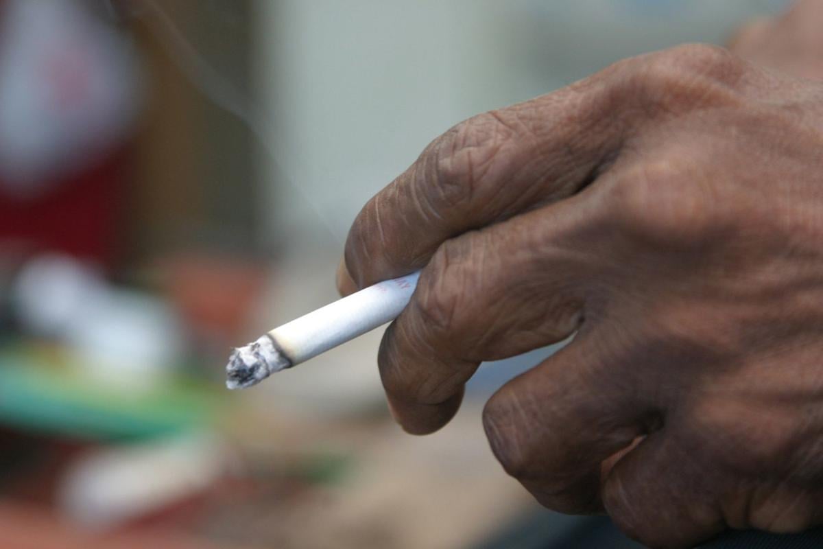 Does secondhand smoke increase risk of infertility and early menopause?
