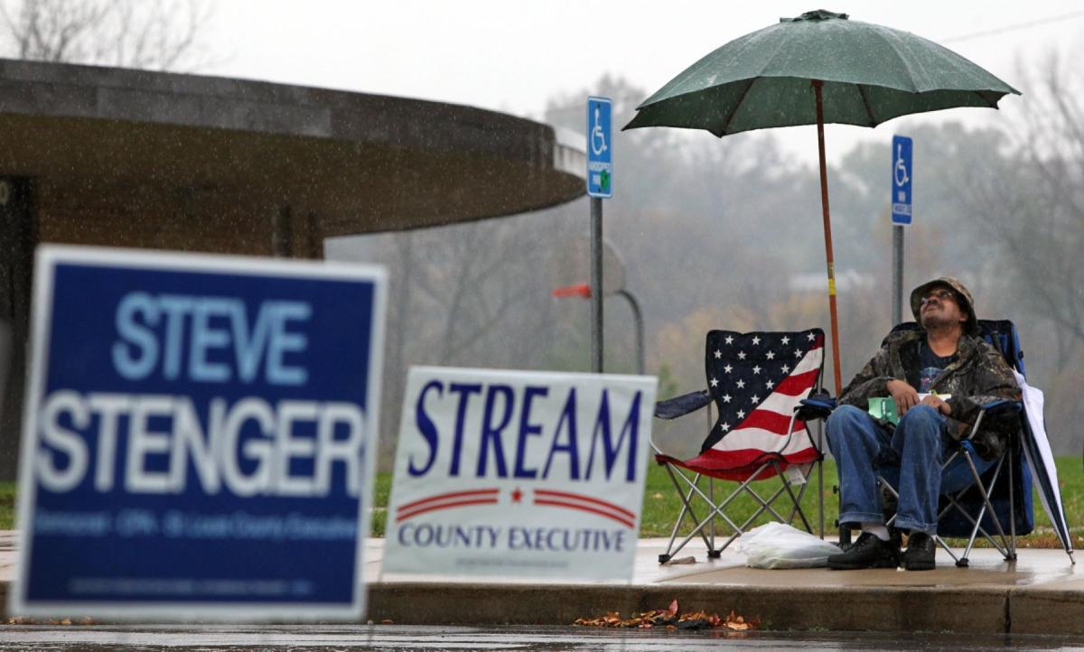 Ferguson voters cast ballots
