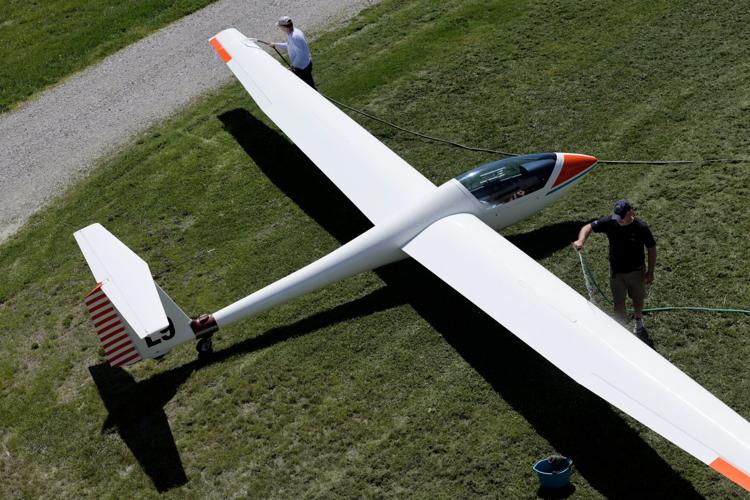 �����Ӱ�ԭ�� Soaring Association continues to lift off
