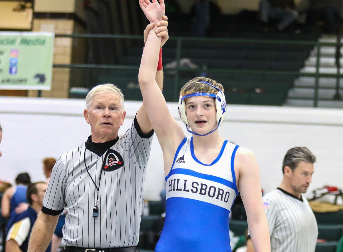 Mehlville's Valleroy continues to dominate; Northwest Cedar Hill grabs