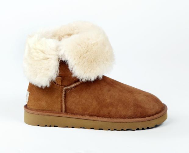 SEPTEMBER 21, 2010 - UGG ankle tan boot with fur trim from Dillard's ...