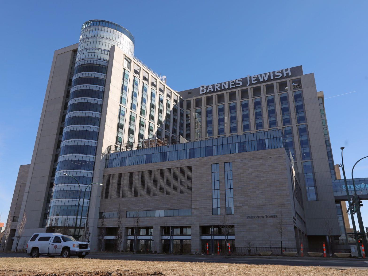 Bjc Healthcare Seeks 150 Million In Lawsuit Over Buckling Floors At New Hospital Towers Local Business Stltodaycom