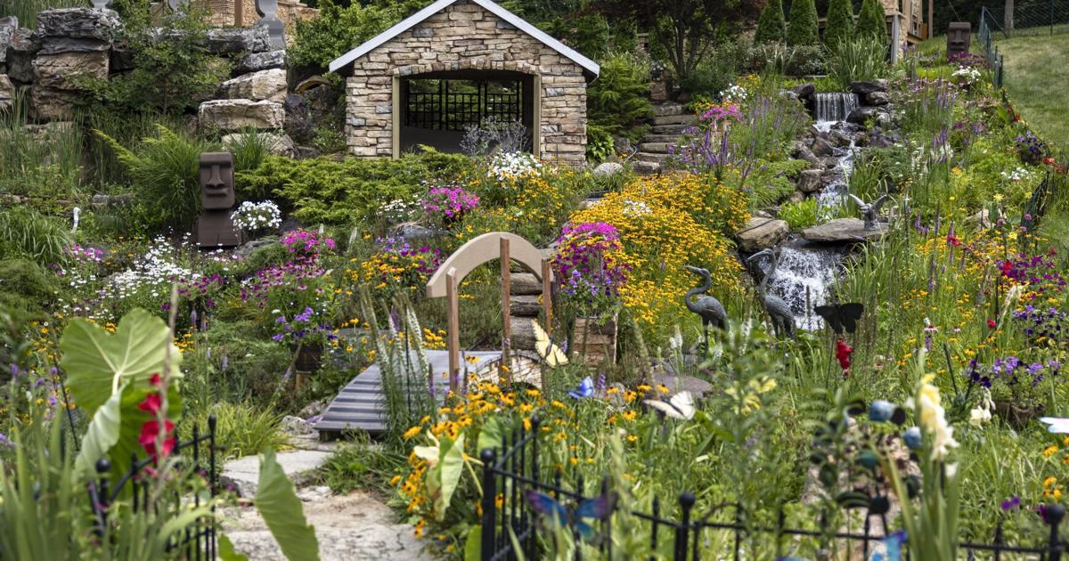 Do you have the best garden in St. Louis? Enter our annual contest