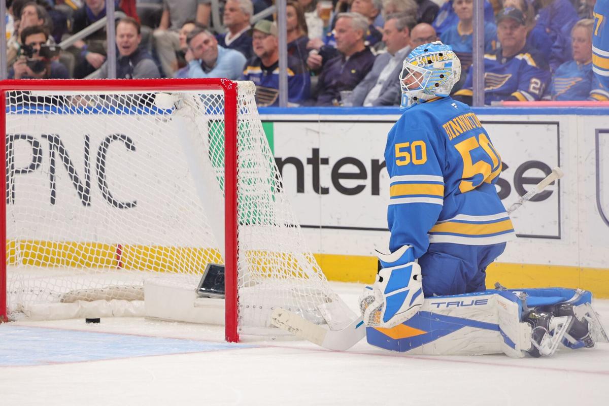 St. Louis Blues host the Winnipeg Jets at Enterprise Center