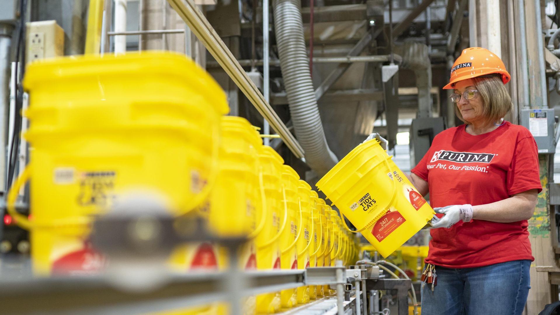 Purina Investing 115 Million To Expand Missouri Tidy Cats Litter