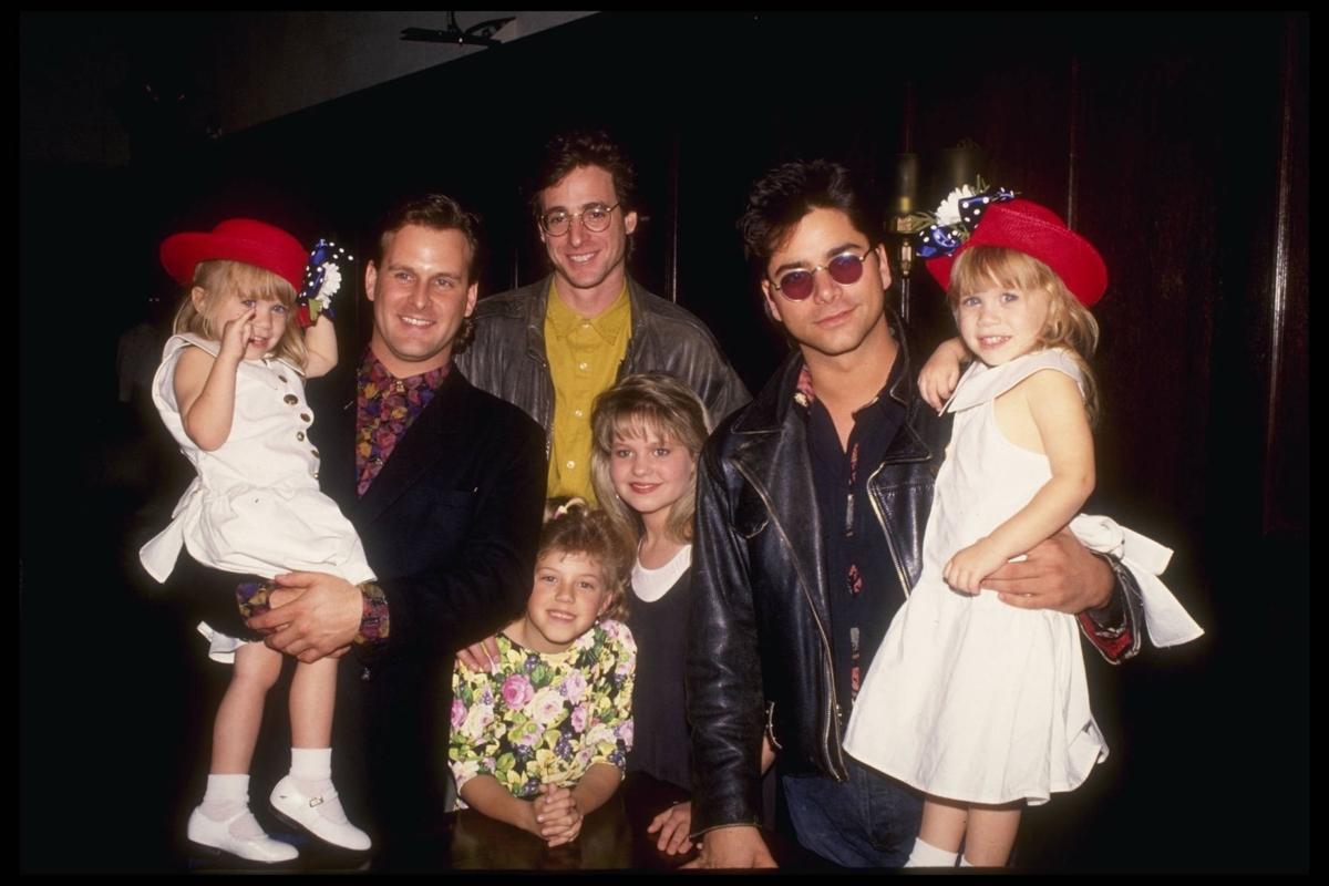 ENTER-TV-SAGET-FULLHOUSE-ZUM