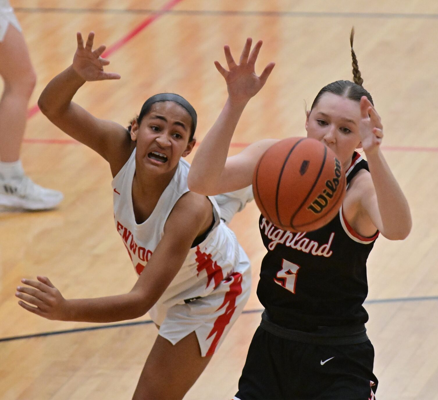 Chatham Glenwood Advances to State Semifinal after Defeating Highland in 3A Girls Super-Sectional