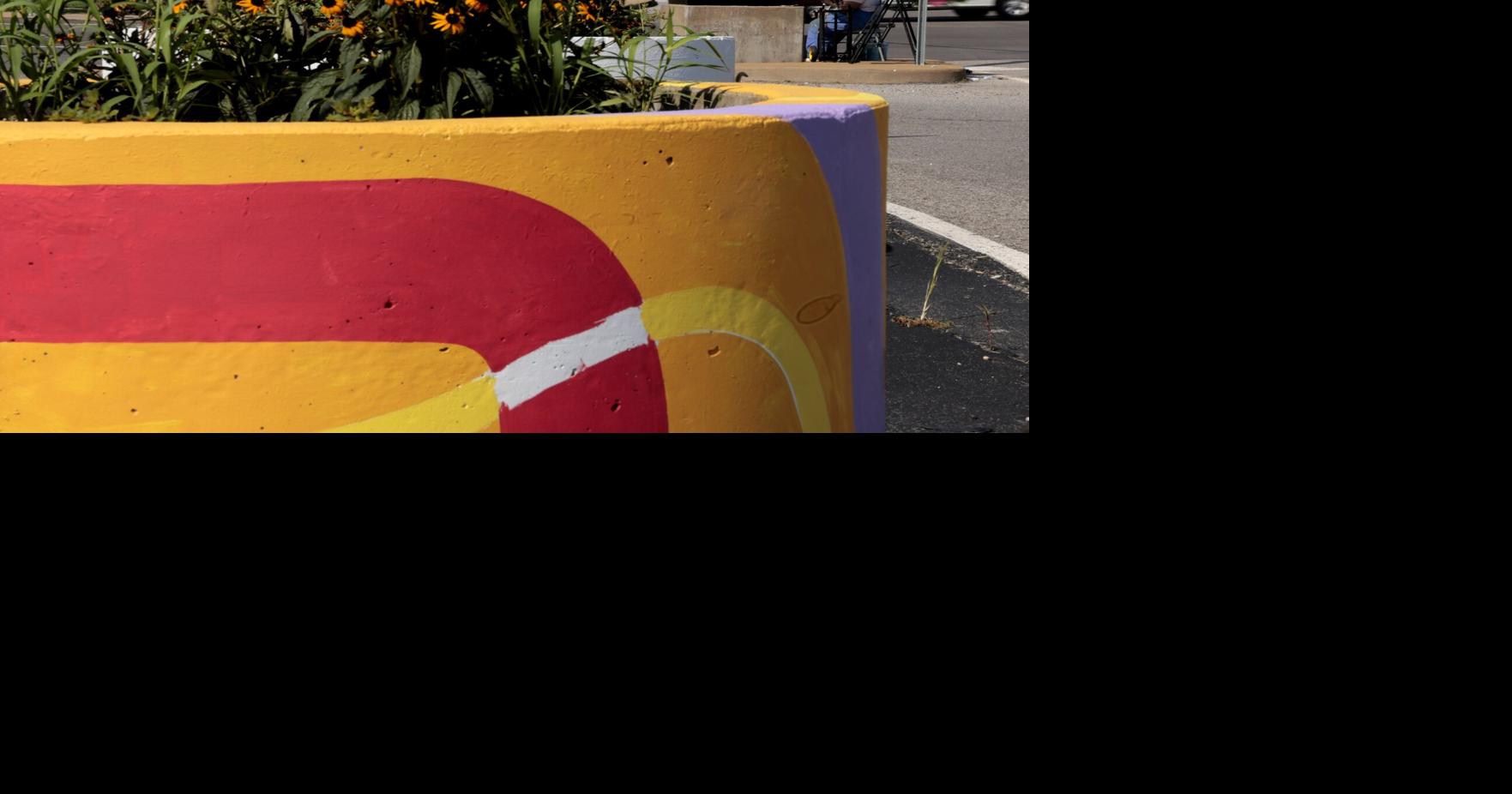 Photos: Bringing color to Prospect Yards