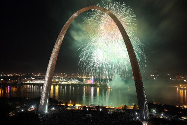 Welcome back to the Arch grounds, Fair St. Louis, with air show, fireworks and more | Hot List ...