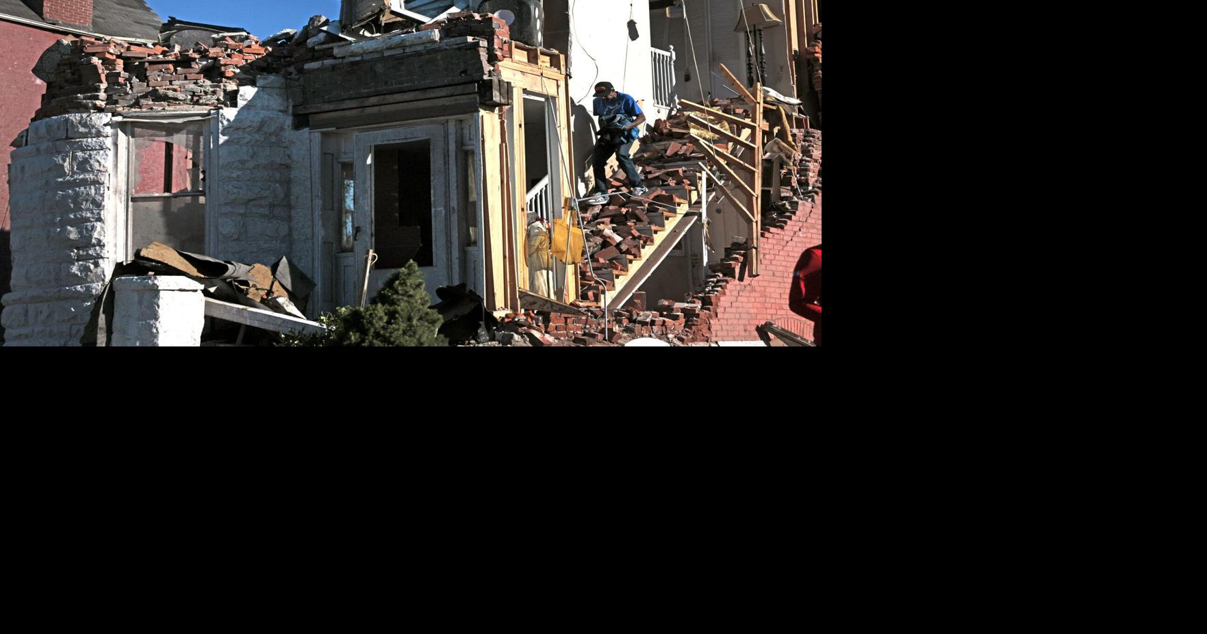 Rescuers search St. Louis rubble, crews work to clear streets after tornado