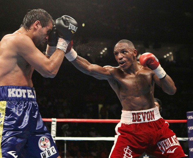 Devon Alexander's foe doesn't stay down | Sports | stltoday.com