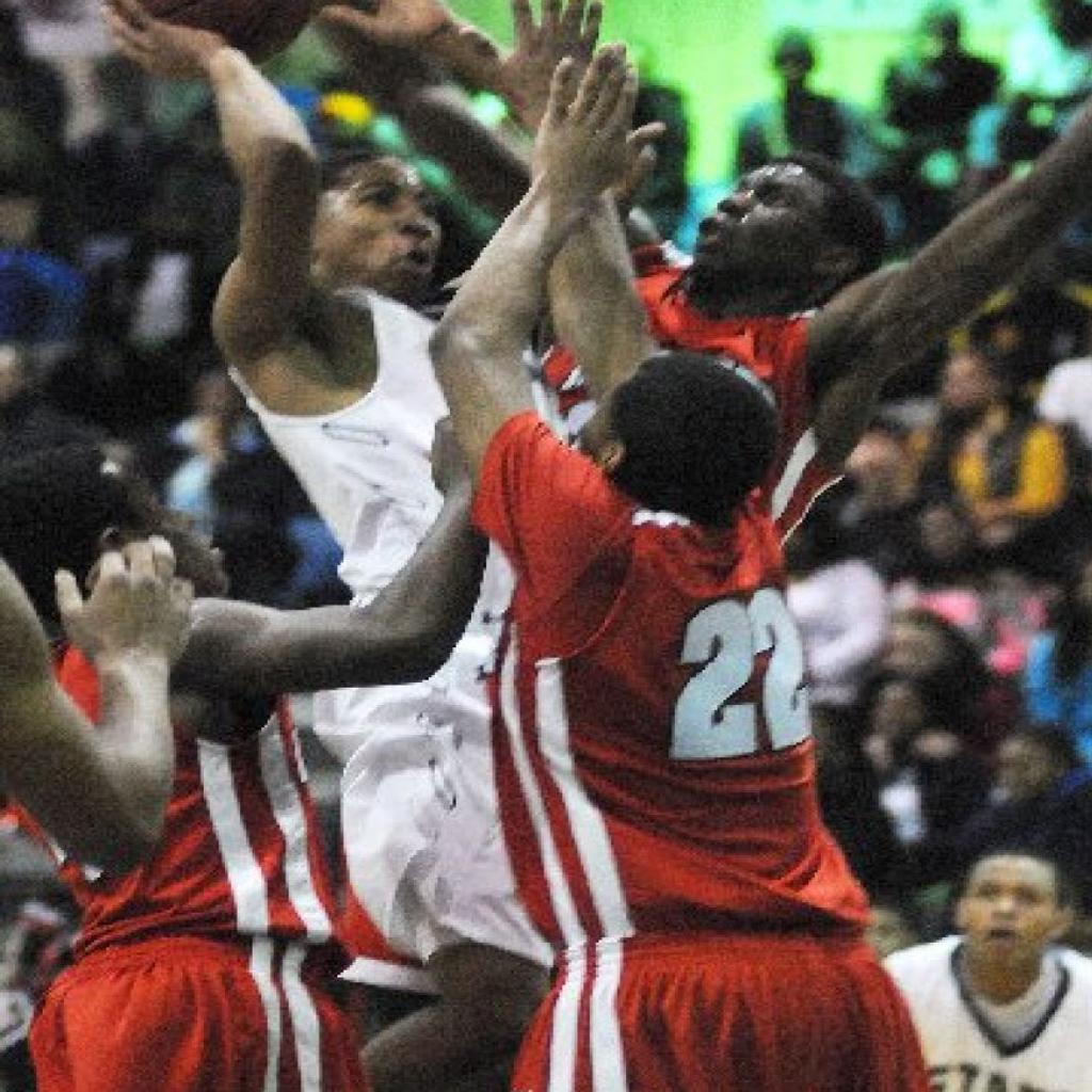 Mccluer Earns Upset Win At No 9 Mccluer North Boys Basketball