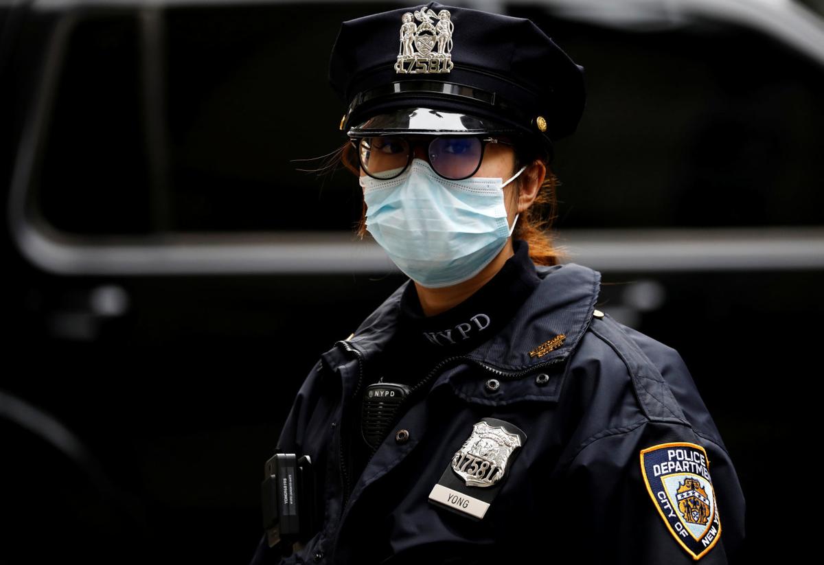 Coronavirus Hits Hundreds Of U S Police Amid Protective Gear Shortages Nation Stltoday Com