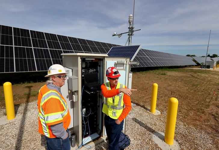 Ameren wants to build two natural gasfired power plants