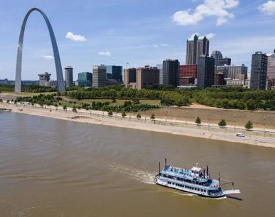 The Gateway Arch Riverboat with a view of downtown