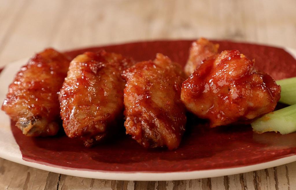 A Bowl Of Wings Would Be Super 8 Recipes For Your Super Bowl Party Food And Cooking Stltoday Com