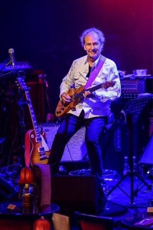 Lee Ritenour 2.jpg