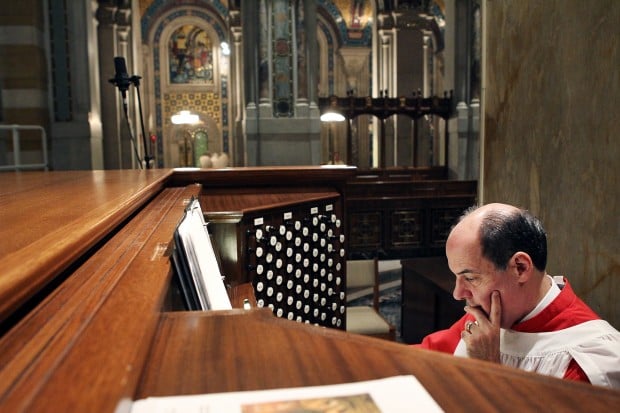 Music director, Cathedral Concerts founder moves on | Arts and theater | 0