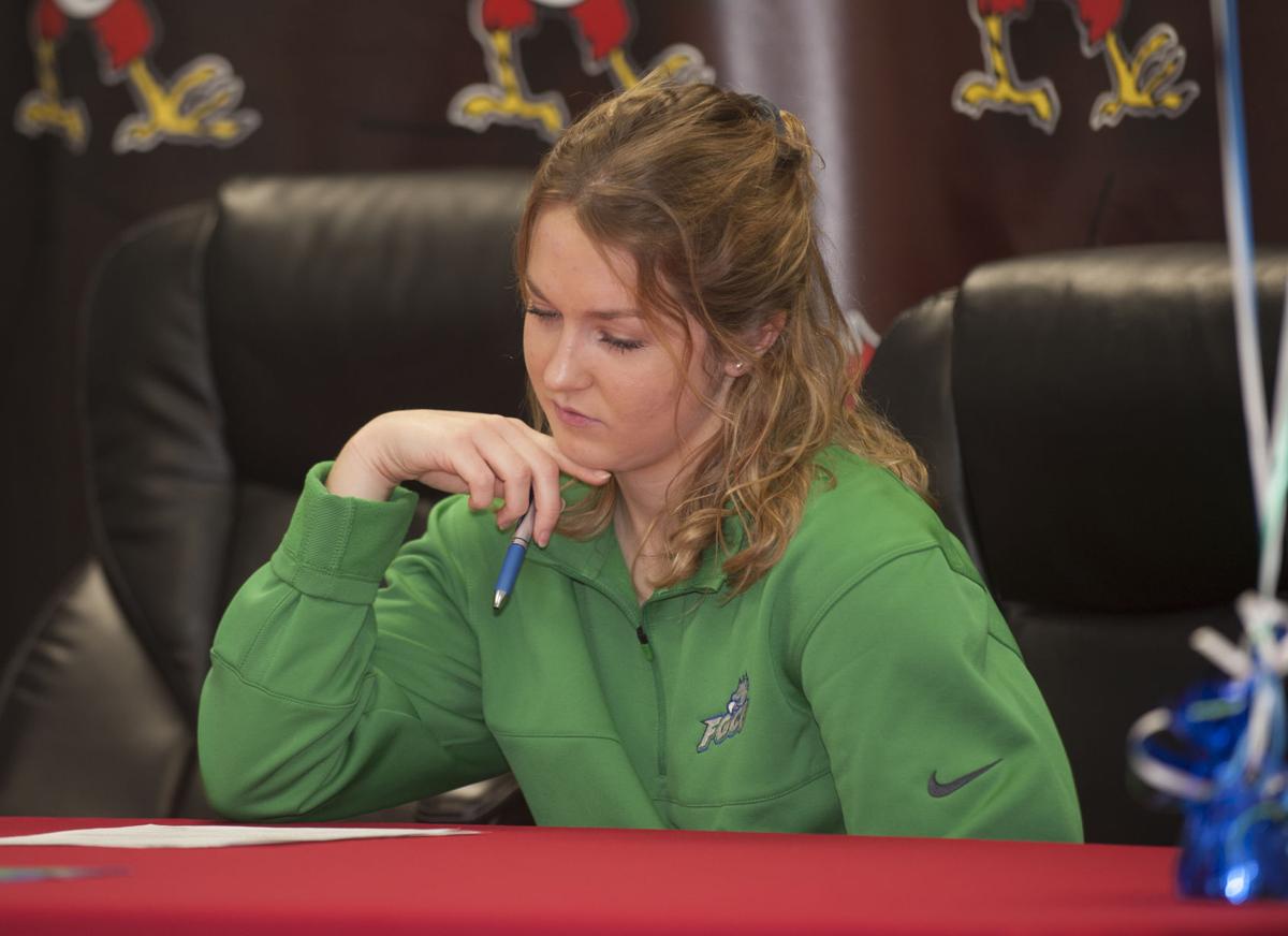 Alton S High Scoring Hatfield Heads To Florida Gulf Coast