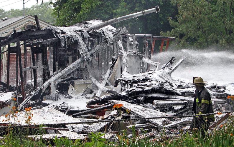 Explosion destroys house in Florissant