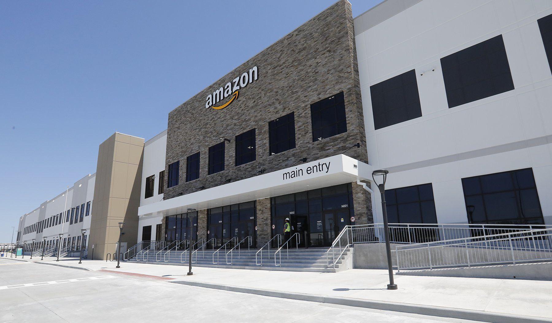 Amazon begins hiring 1,500 employees for new, robotequipped facility