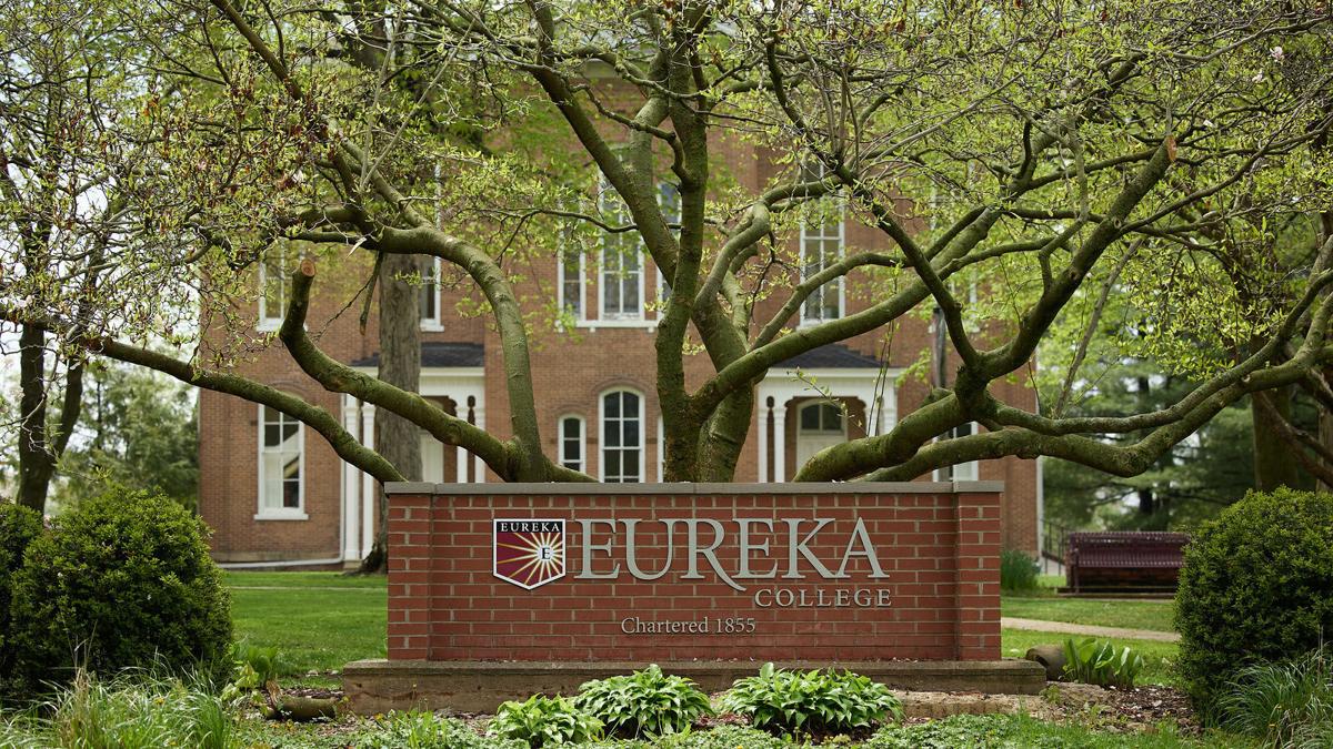 Eureka College sign.