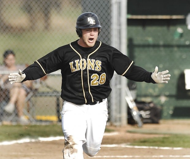 Fort Zumwalt East 3, Holt 1