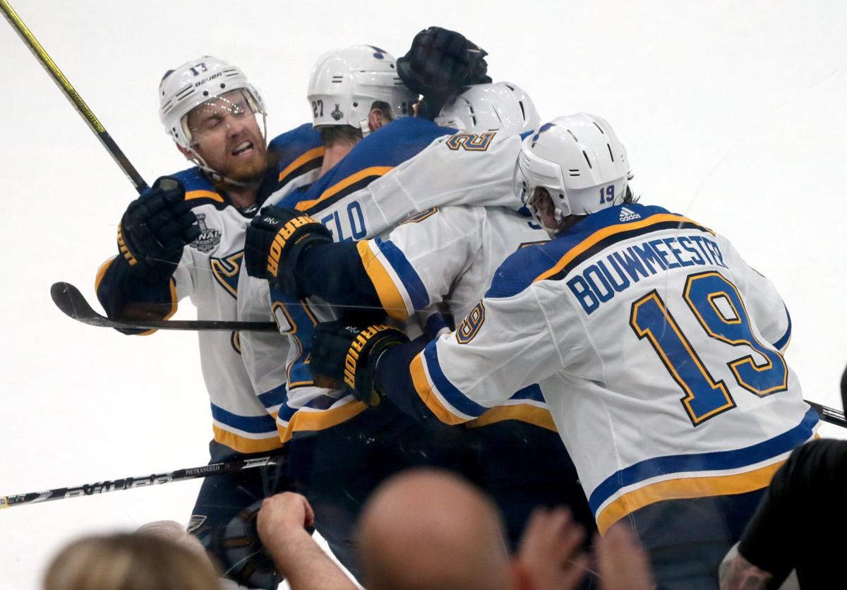 Blues' Vince Dunn celebrates Stanley Cup victory with hometown