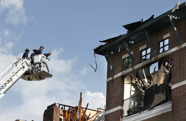 3949 Lindell Apartments will be razed after five-alarm fire