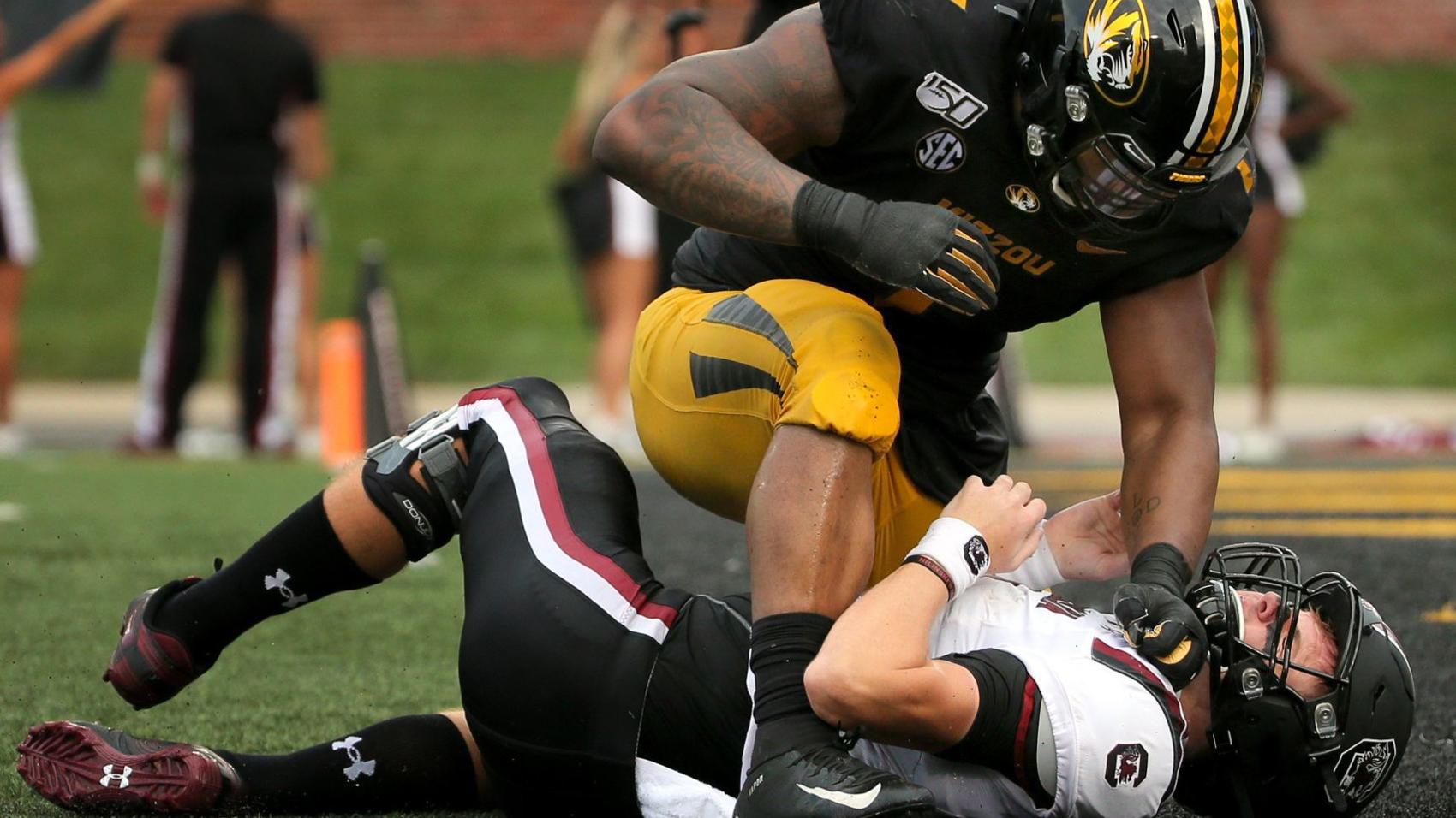 Drinkwitz adds UAB tight ends coach to staff; Odom gets $1.2 million salary at Arkansas