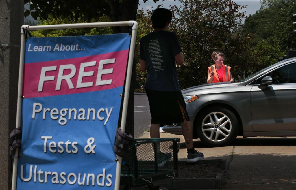 Judge Weighs License Renewal For Planned Parenthood In St Louis Law And Order Stltoday Com