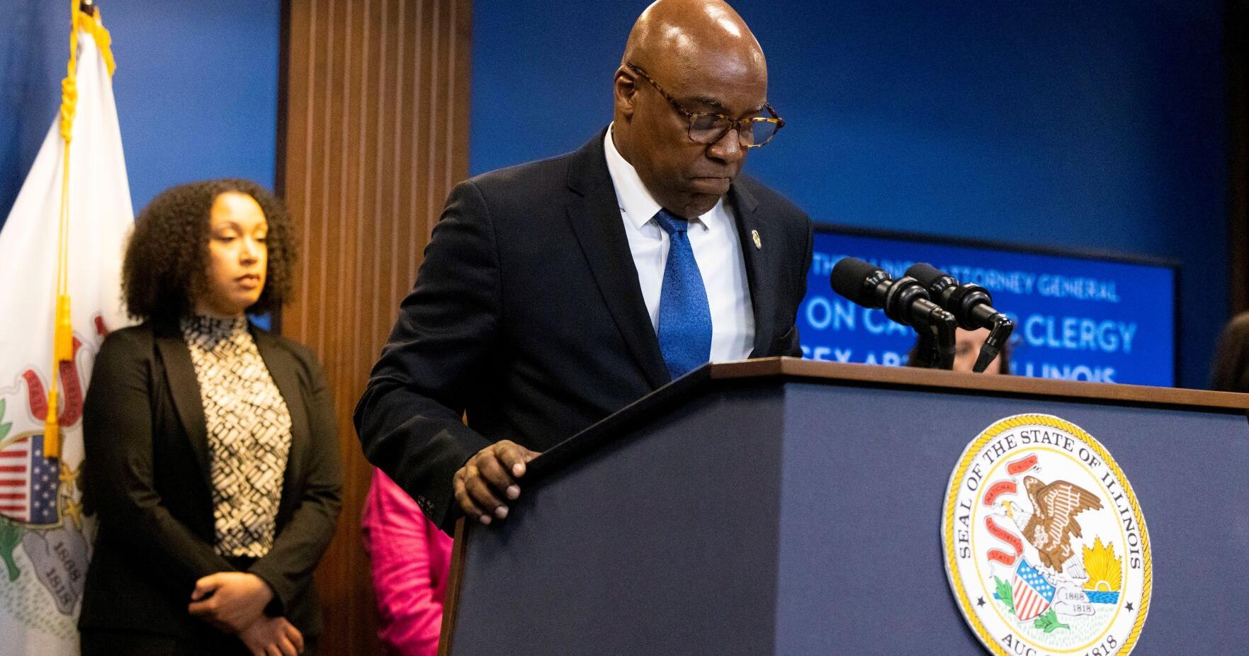 St. Louis victims' group says Illinois priest abuse report falls short - Vimarsana News
