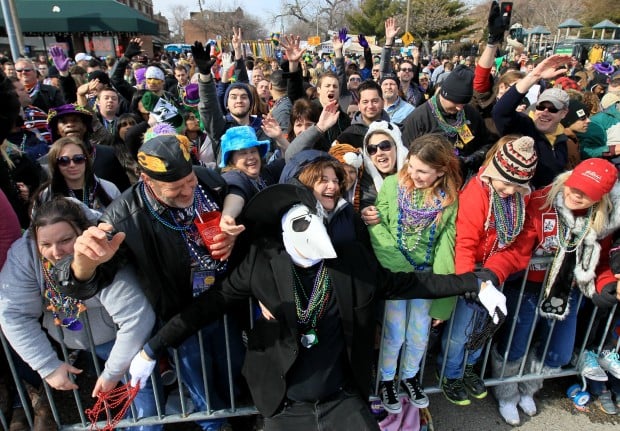 Heres Your Guide To Surviving Soulard Mardi Gras Hot List