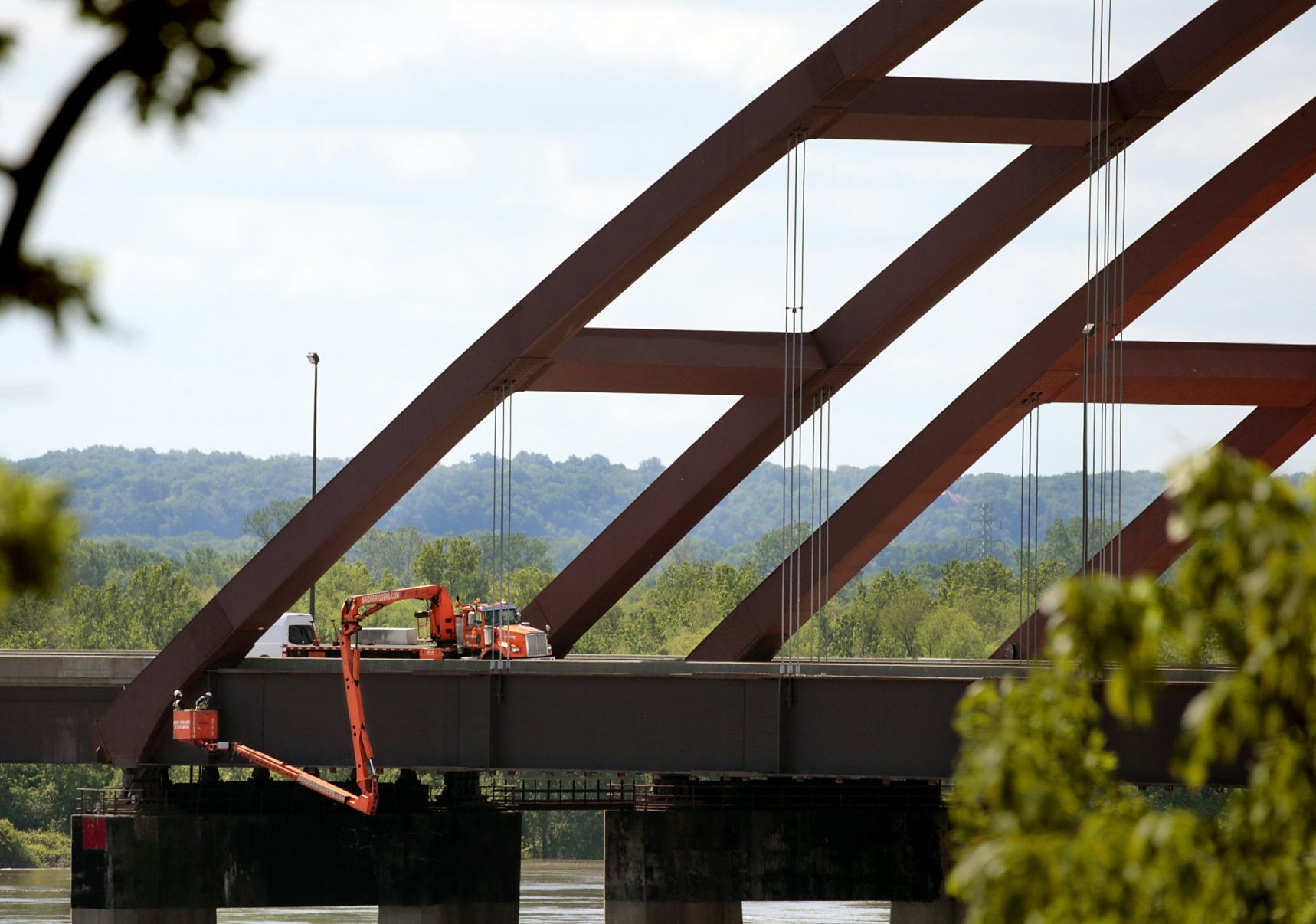 Whew! Metro East Commuters Get Relief As 2 Westbound Lanes On JB Bridge ...