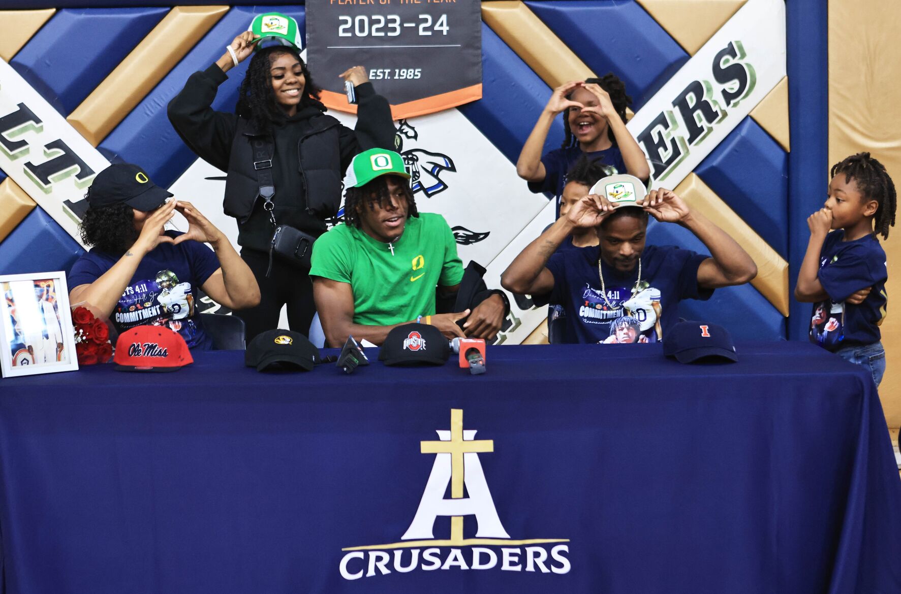 Four-Star RB Dierre Hill Jr. Chooses Oregon over 22 Offers