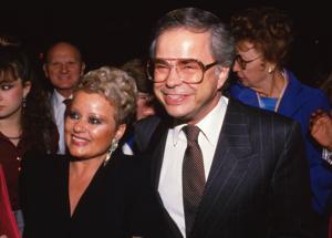 Televangelist Jim Bakker, disgraced by fraud and sex scandal, dead at 86