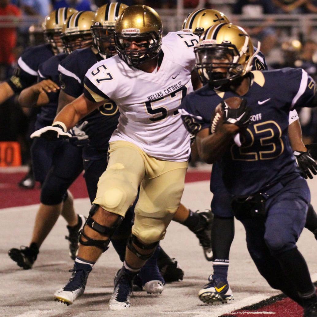 Helias Hentges Power Past Althoff 35 7 High School Football