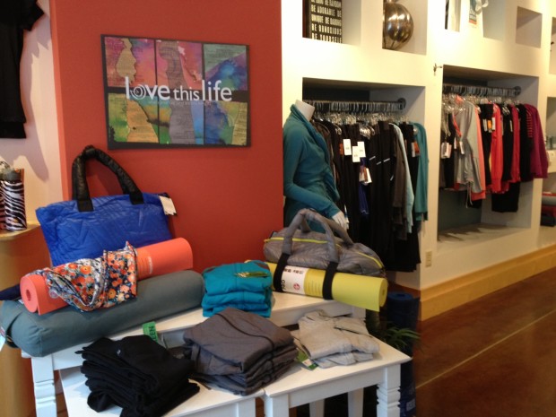 athleta yoga clothes