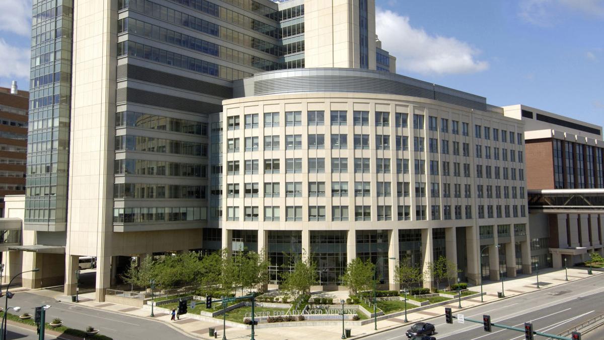 Knife Wielding Patient Fatally Shot By Barnes Jewish Guards Was A Ballwin Man Law And Order Stltoday Com