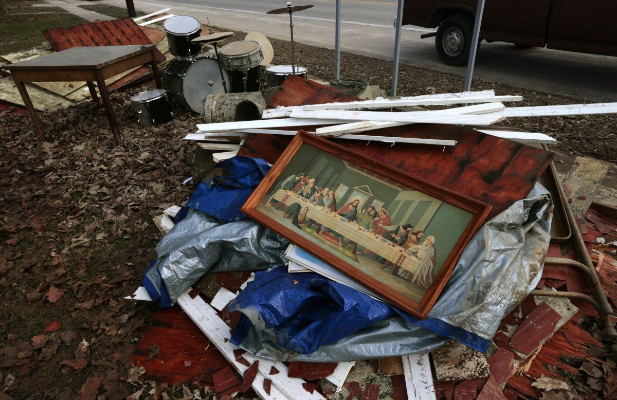 Church groups fill Pacific as volunteers aid flood relief