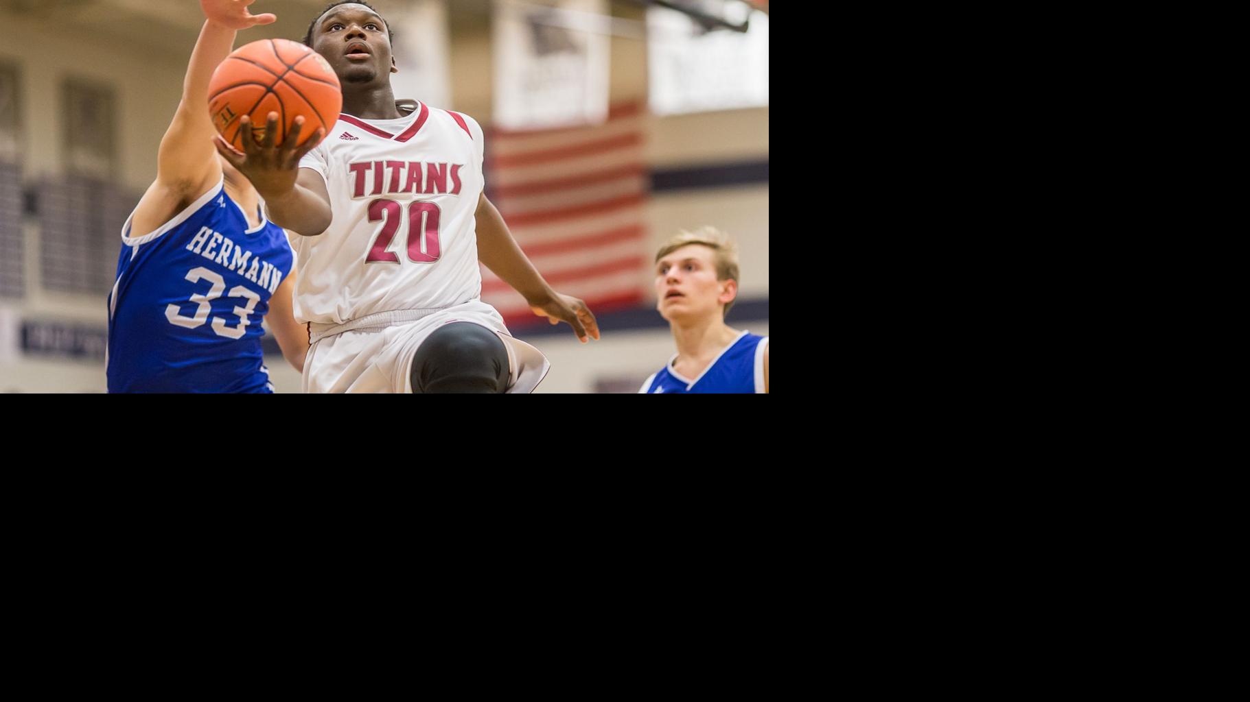 Class 3 Sectional Trinity 63 Hermann 32 Boys Basketball