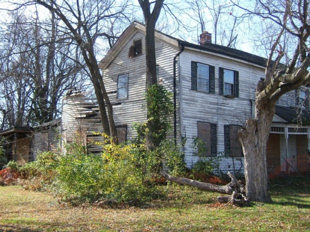 Pond Hotel building in Wildwood in danger of demolition : suburban ...