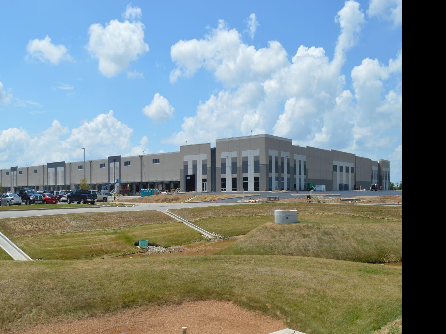 First Missouri Amazon Facilities Will Employ 350 Part Timers Local Business Stltoday Com